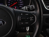 2020 Kia Sedona LX FWD