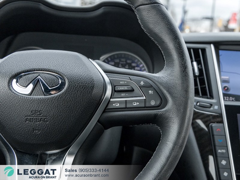 2017 INFINITI Q60 2dr Cpe 3.0t