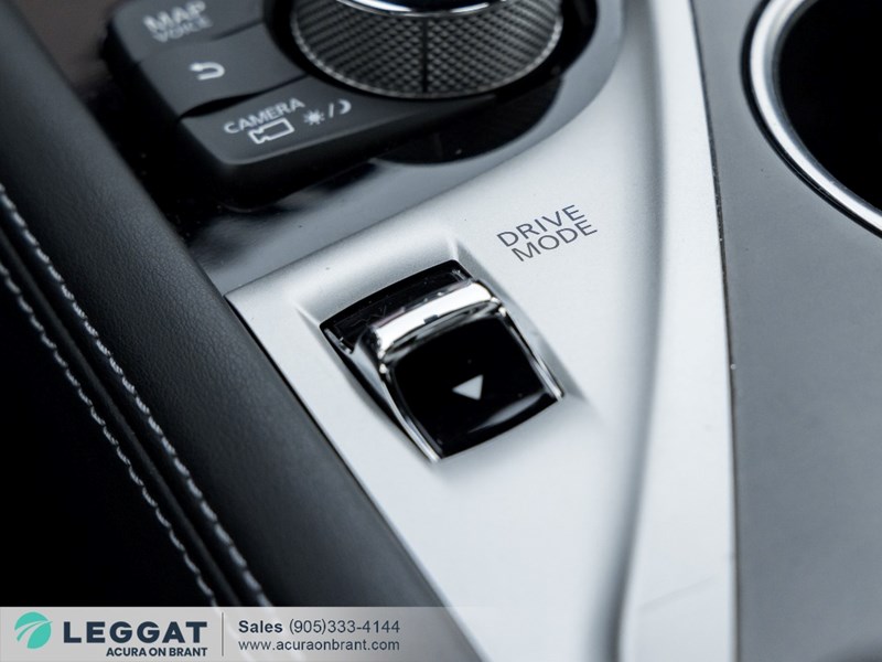 2017 INFINITI Q60 2dr Cpe 3.0t