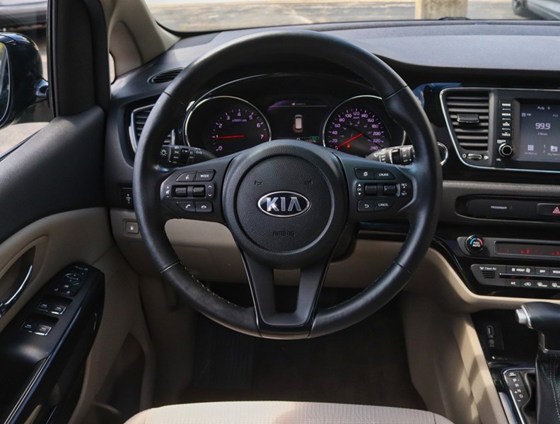 2020 Kia Sedona SX FWD