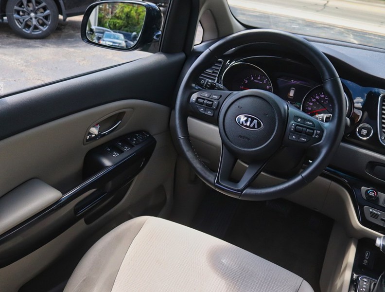 2020 Kia Sedona SX FWD