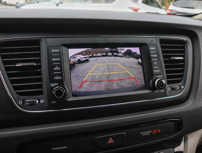 2020 Kia Sedona LX FWD