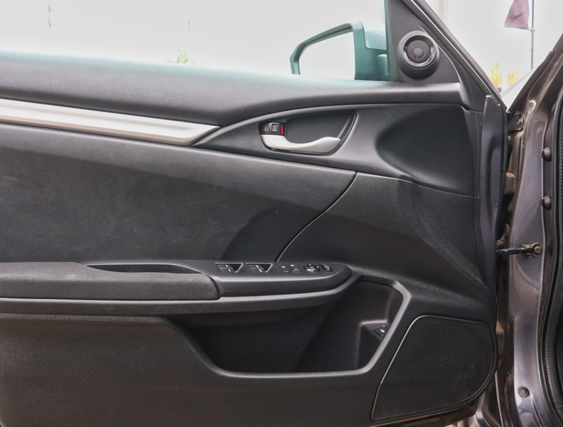 2016 Honda Civic 4dr Man LX