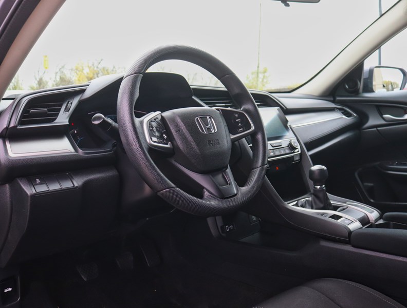 2016 Honda Civic 4dr Man LX