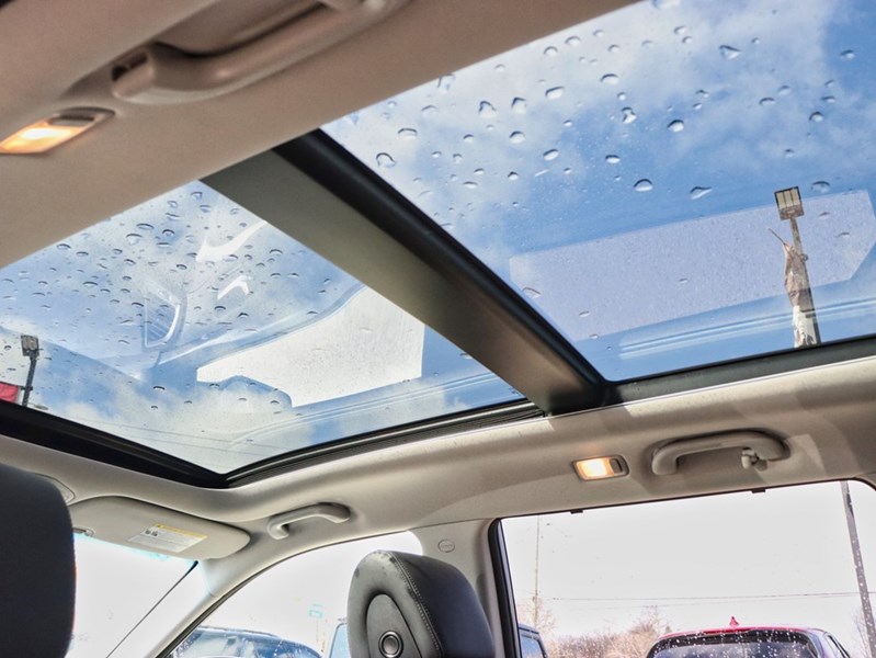 2017 Hyundai Santa Fe XL AWD 4dr Luxury w/6-Passenger