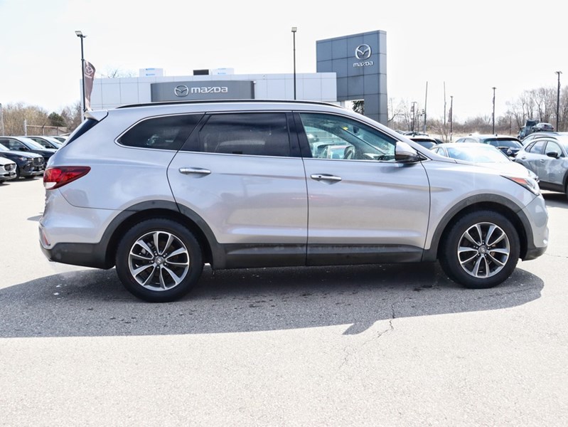 2017 Hyundai Santa Fe XL AWD 4dr Luxury w/6-Passenger