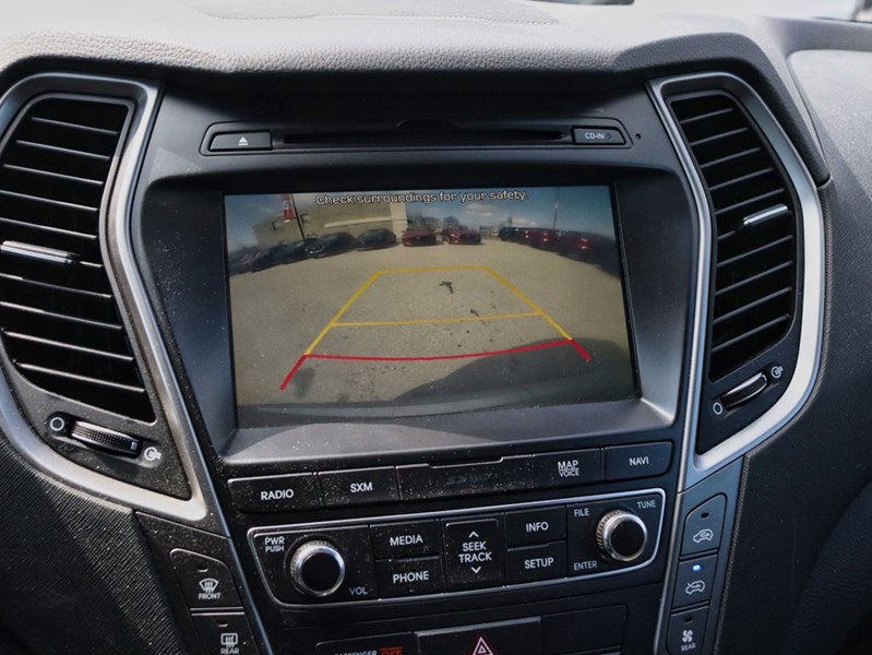 2017 Hyundai Santa Fe XL AWD 4dr Luxury w/6-Passenger