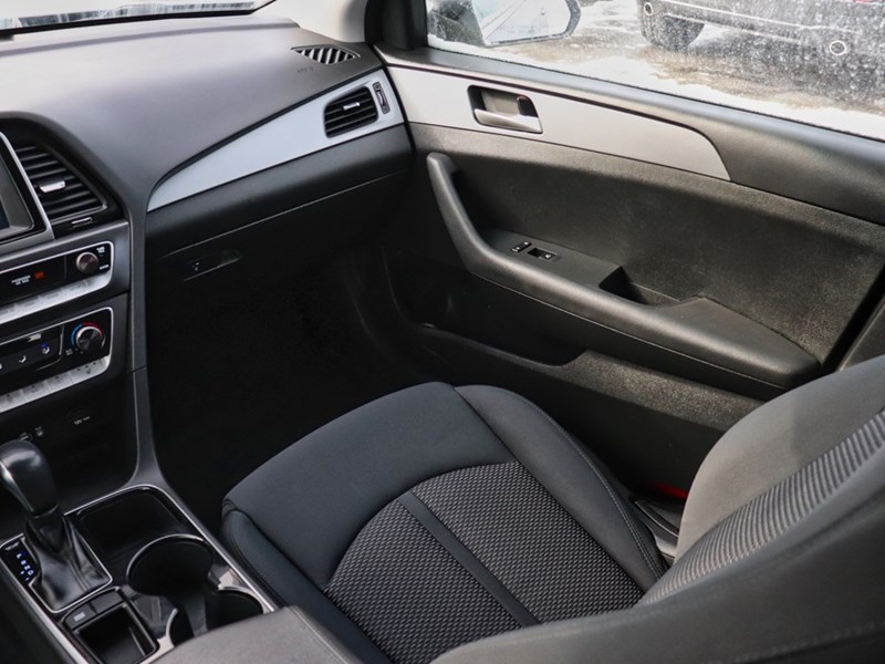 2019 Hyundai Sonata 2.4L Essential