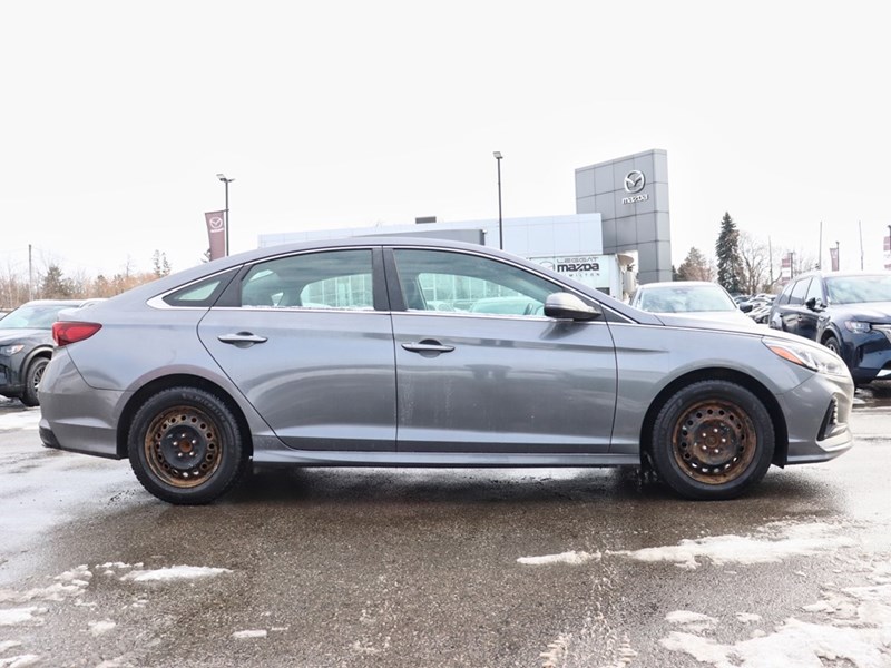 2019 Hyundai Sonata 2.4L Essential