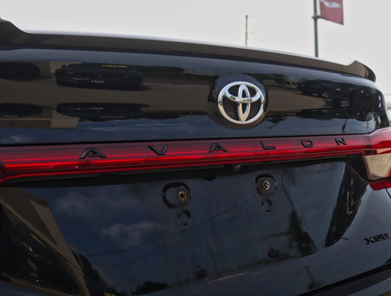 2019 Toyota Avalon XSE Auto