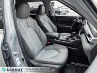 2022 Toyota Highlander Hybrid Hybrid XLE AWD