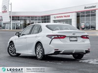 2024 Toyota Camry SE Auto