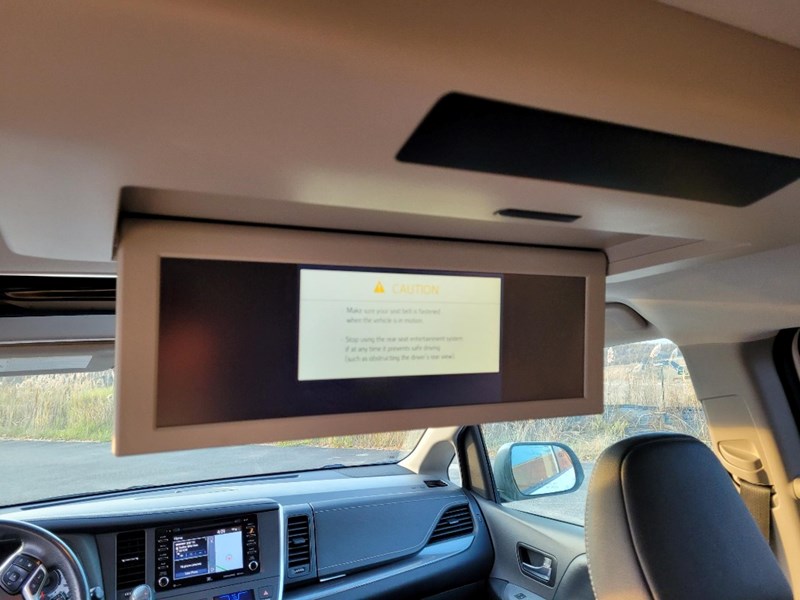 2020 Toyota Sienna SE 7-Passenger AWD