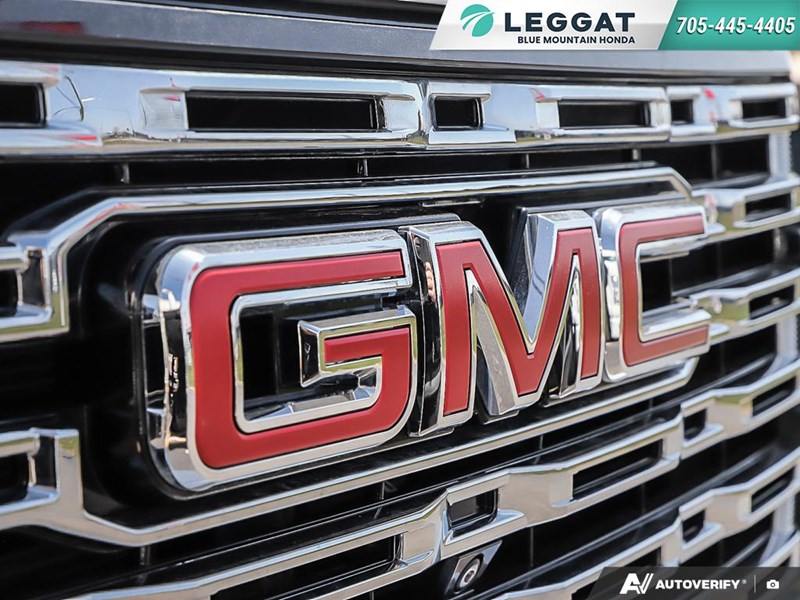 2023 GMC Canyon 4WD Crew Cab Denali