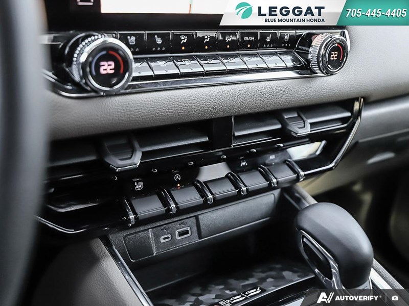 2023 GMC Canyon 4WD Crew Cab Denali