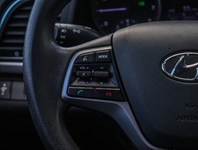 2017 Hyundai Elantra 4dr Sdn Auto LE