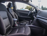 2017 Hyundai Elantra 4dr Sdn Auto LE
