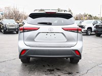 2022 Toyota Highlander XLE AWD