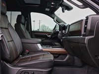 2025 Chevrolet Silverado 2500HD HIGHCOUNTRY | ONLY18000KM | LIKENEW |SAVETHOUSANDS