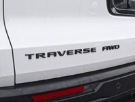 2026 Chevrolet Traverse AWD 4dr LT