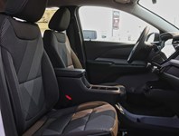 2027 Chevrolet Bolt FWD 4dr LT