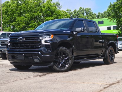 2022 Chevrolet Silverado 1500 4WD Crew Cab 147" RST