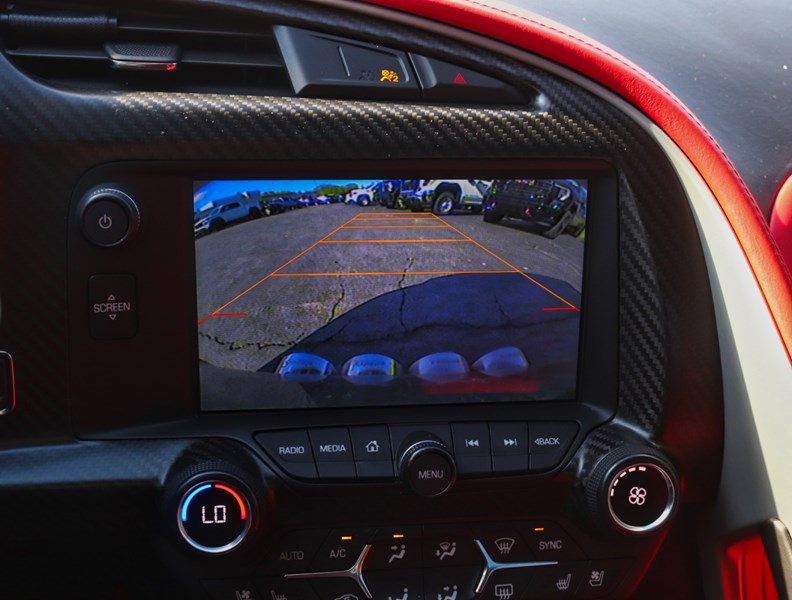 2015 Chevrolet Corvette 2dr Stingray Z51 Cpe w/3LT