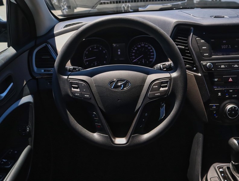 2017 Hyundai Santa Fe Sport FWD 4dr 2.4L