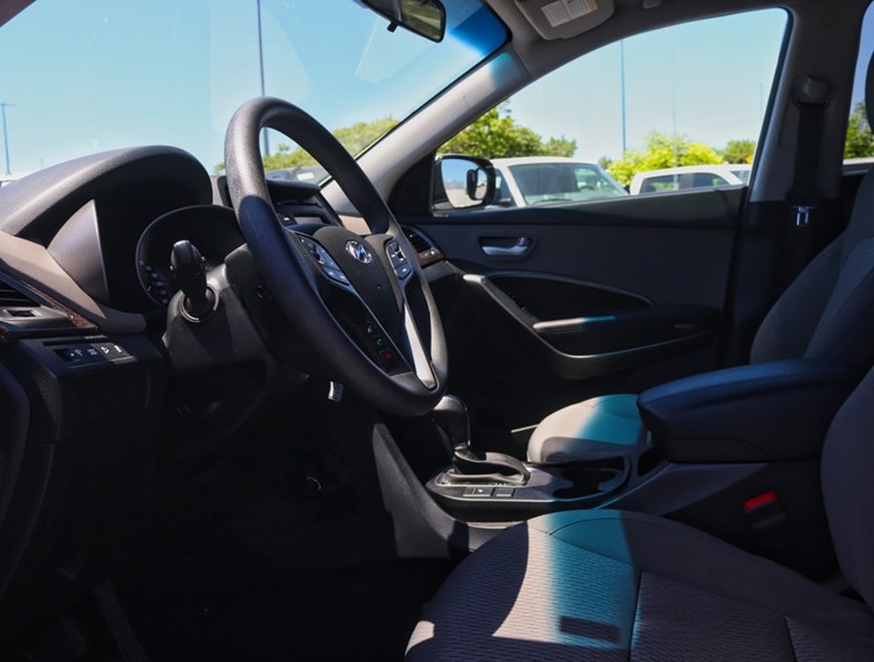 2017 Hyundai Santa Fe Sport FWD 4dr 2.4L