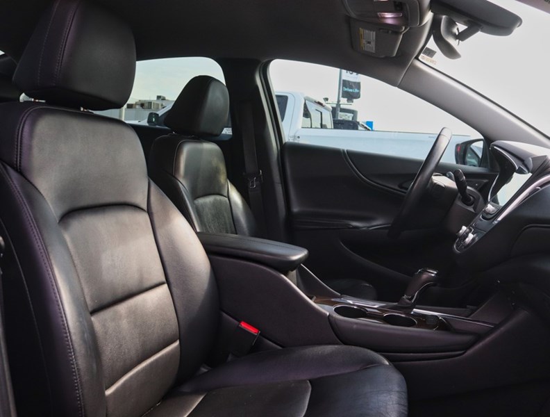 2018 Chevrolet Malibu 4dr Sdn Premier w/2LZ