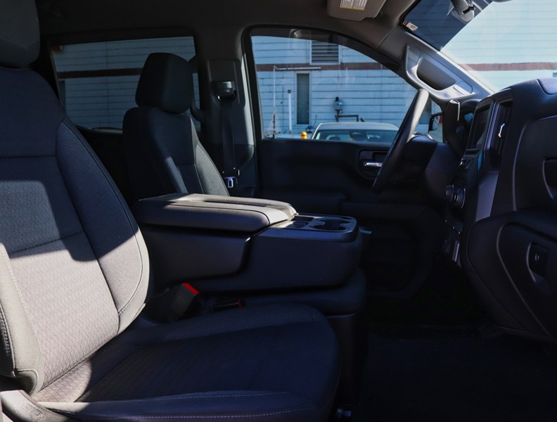 2022 Chevrolet Silverado 1500 4WD Crew Cab 147
