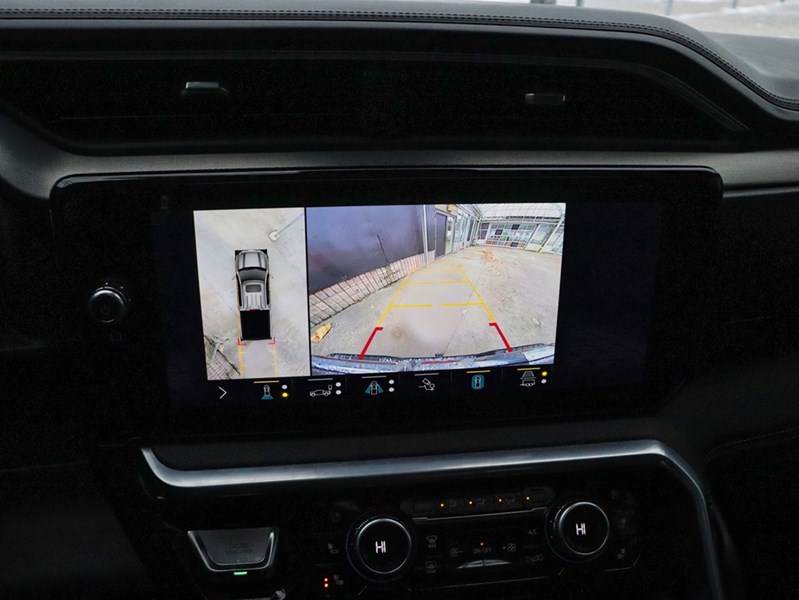 2022 GMC Sierra 1500 DENALI | 6.2L V8 | ROOF | ONLY71000KM | NEWBRAKES