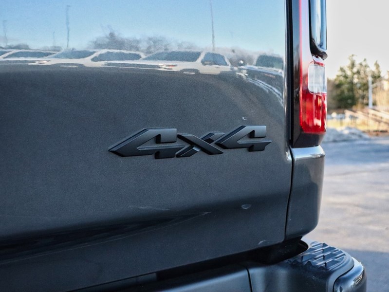 2022 RAM 1500 Sport 4x4 Crew Cab 5'7