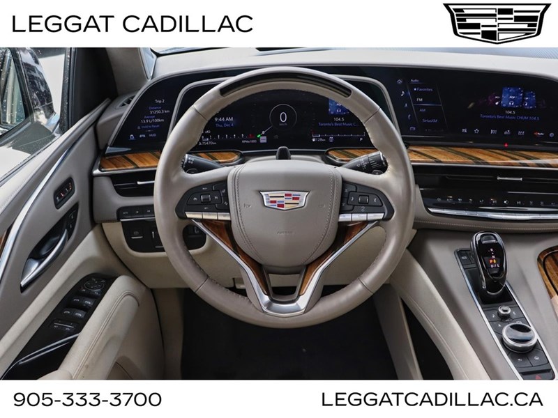 2023 Cadillac Escalade ESV PremiumLuxuryPlatinum | RATESFROM3.99% | NOCLAIMS