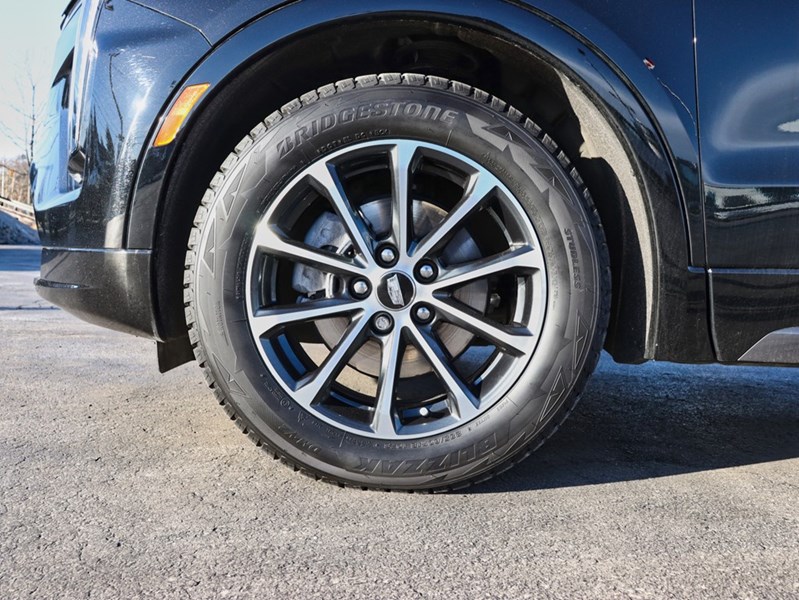 2024 Cadillac XT4 SPORT | AWD | 2SETSOFTIRES | ONLY25000KM | LIKENEW