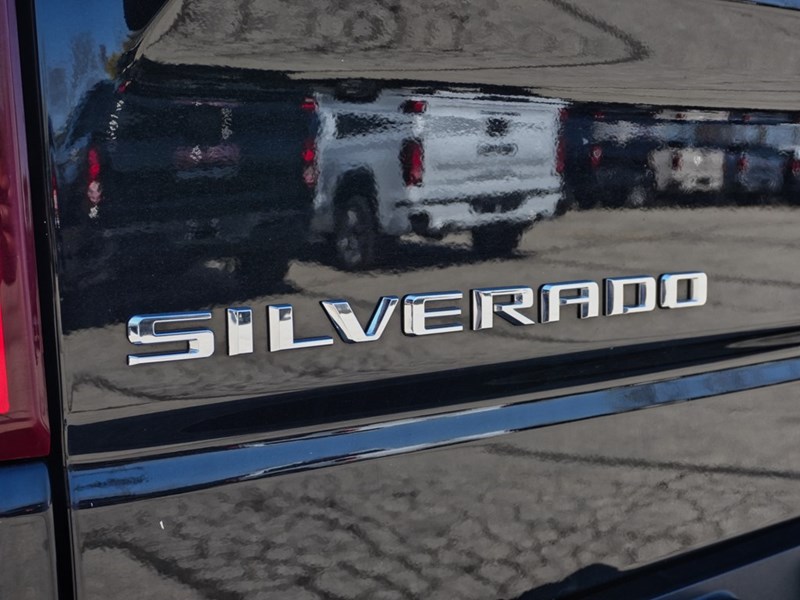 2024 Chevrolet Silverado 1500 RST | DIESEL | NEWBRAKES | 1OWNER | NOCLAIMS | 4X4