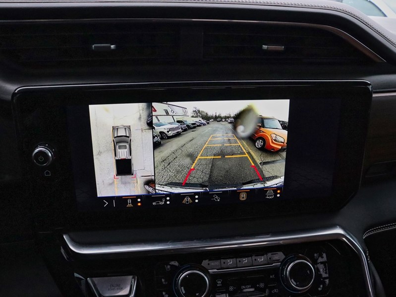 2025 GMC Sierra 1500 ULTIMATE DENALI | DIESEL | NOLUXTAX | FULLYLOADED