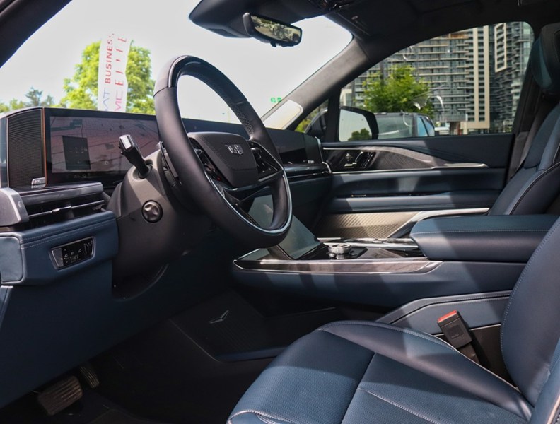 2026 Cadillac Escalade IQ AWD 4dr Premium Sport