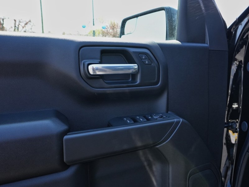 2026 Chevrolet Silverado 1500 4WD Crew Cab 147