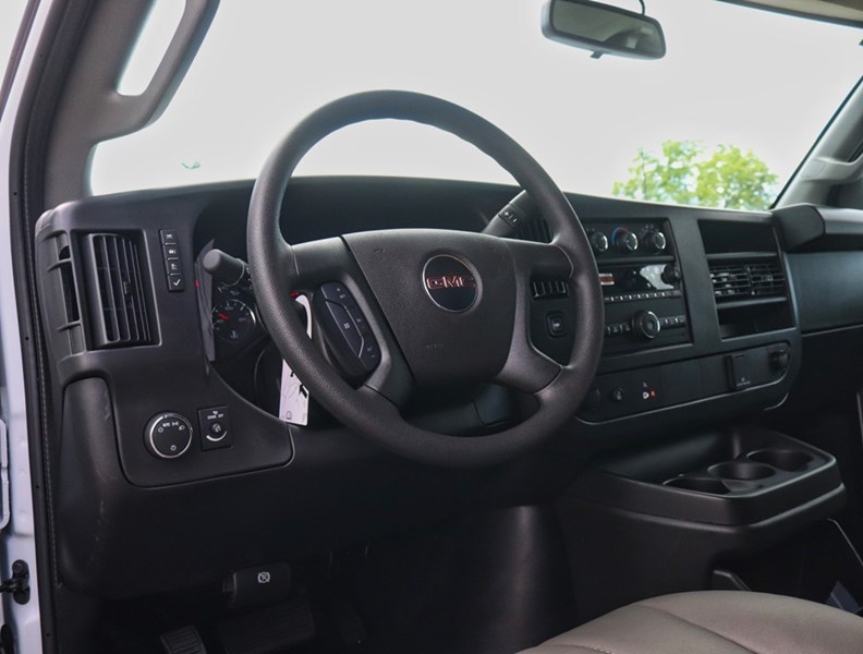 2026 GMC Savana 2500 RWD 2500 135