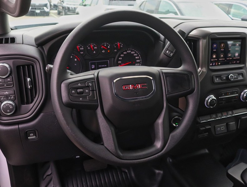 2026 GMC Sierra 2500HD 4WD Reg Cab 142