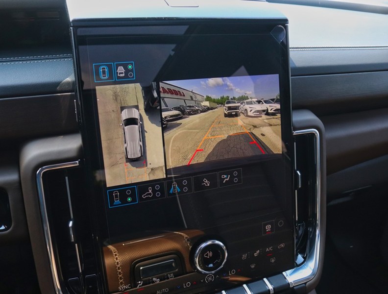 2026 GMC Yukon XL 4WD 4dr Denali Ultimate