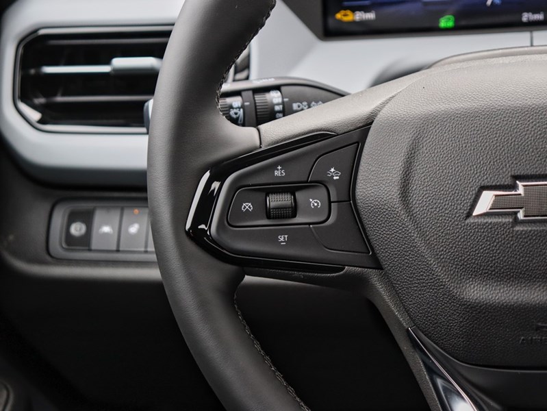 2027 Chevrolet Bolt FWD 4dr RS
