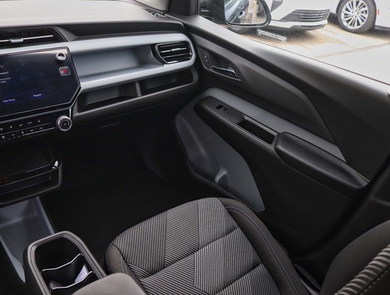 2027 Chevrolet Bolt FWD 4dr LT