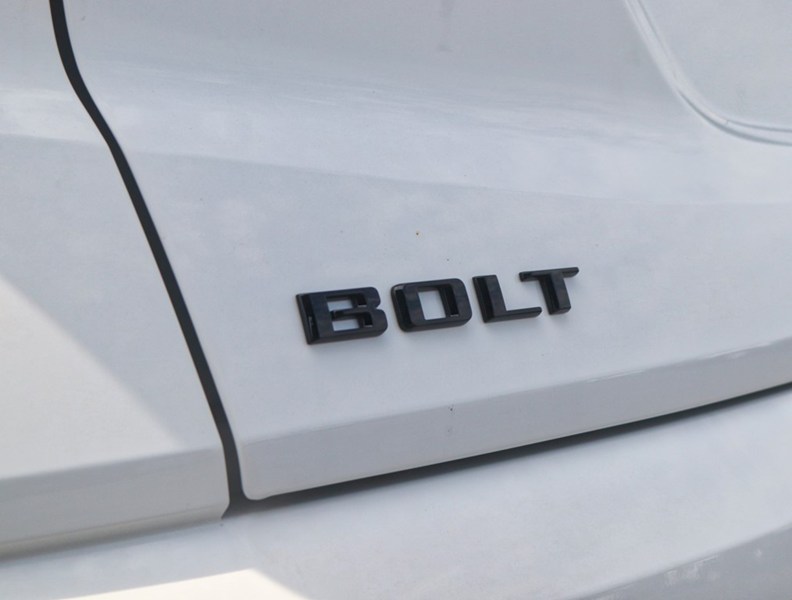 2027 Chevrolet Bolt FWD 4dr LT