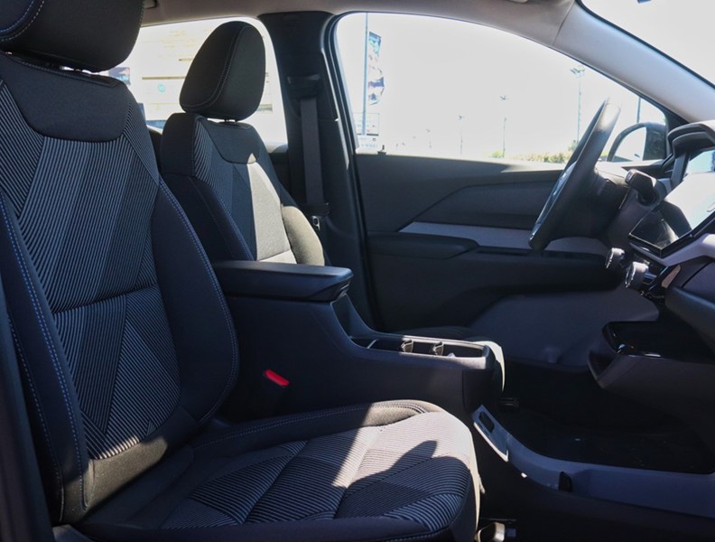 2027 Chevrolet Bolt FWD 4dr LT