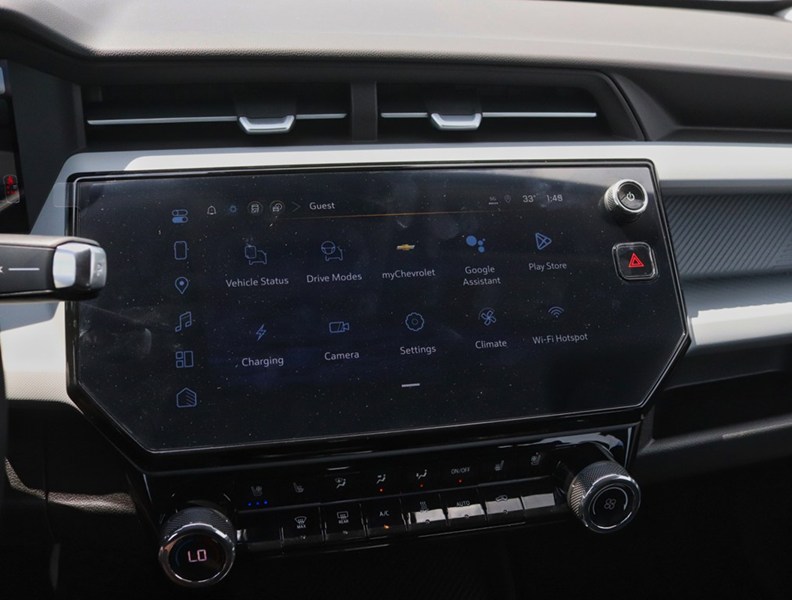 2027 Chevrolet Bolt FWD 4dr LT
