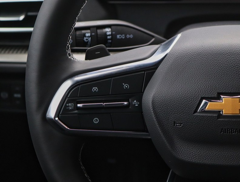 2027 Chevrolet Traverse AWD 4dr LT