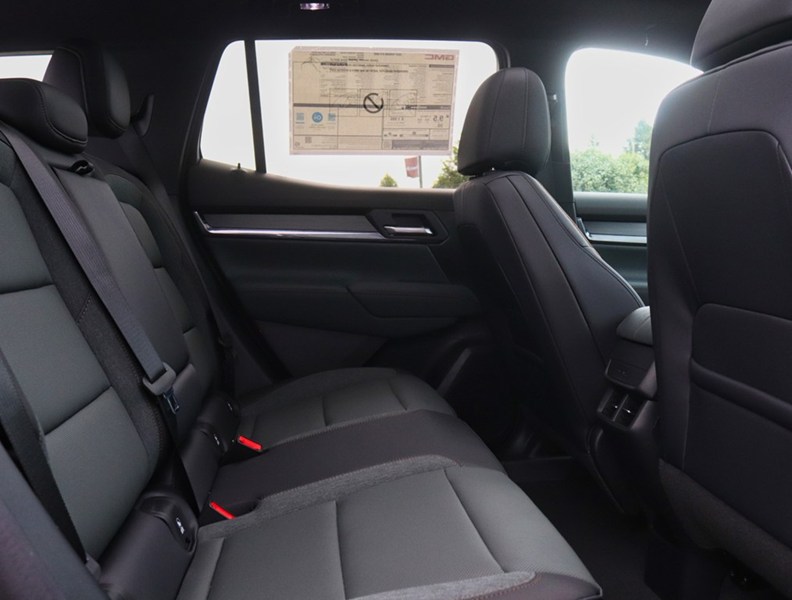 2027 GMC Terrain AWD 4dr AT4