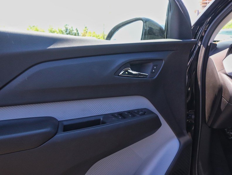 2027 Chevrolet Bolt FWD 4dr LT